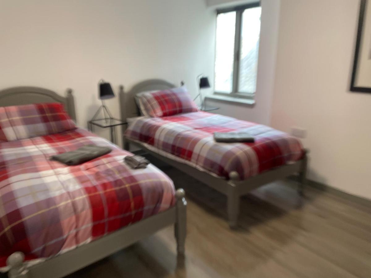 Rooms In אינברנס מראה חיצוני תמונה