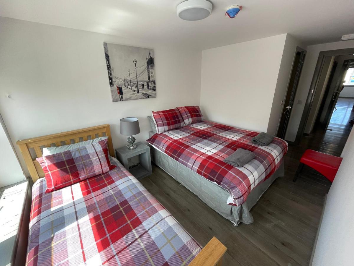 Rooms In אינברנס מראה חיצוני תמונה